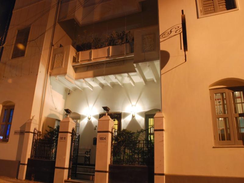 The Corner Courtyard Hotel Calcutá Exterior foto